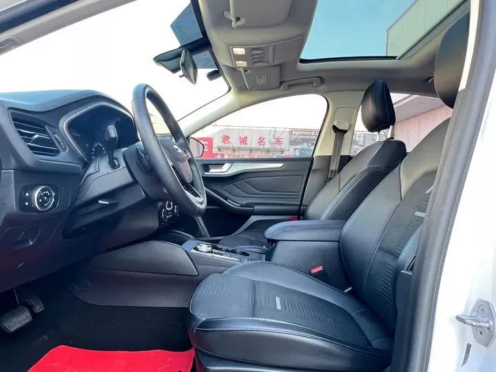 2020 Ford Focus Active 1.5T 174HP L3 8AT,autocango,china used car exporter,china ev exporter,chinese used car exporter,chinese used ev exporter