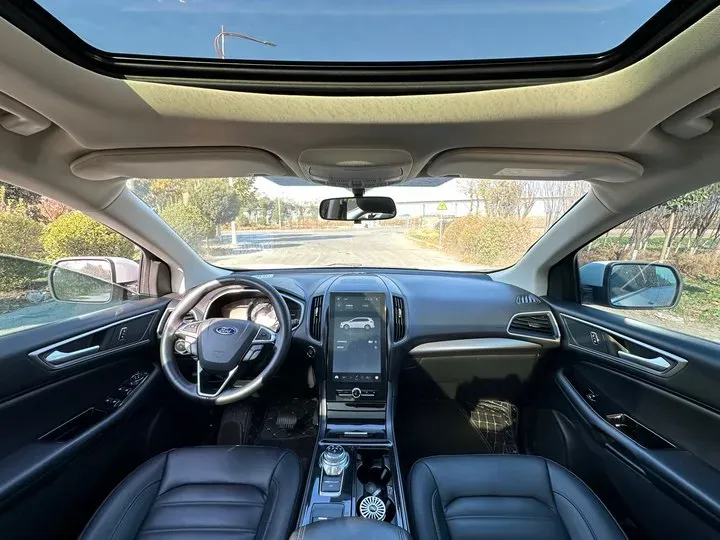 2020 Ford Edge 2.0T 245HP L4 8AT,autocango,china used car exporter,china ev exporter,chinese used car exporter,chinese used ev exporter