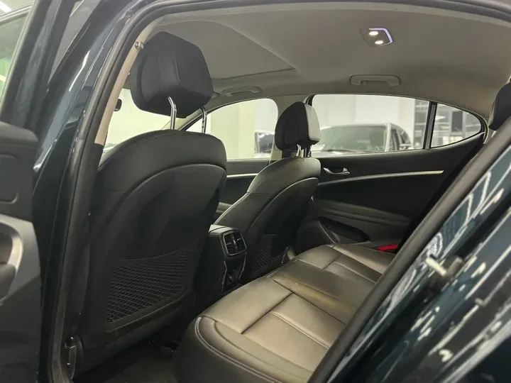 2021 Genesis G70 2.0T 245HP L4 8AT,autocango,china used car exporter,china ev exporter,chinese used car exporter,chinese used ev exporter