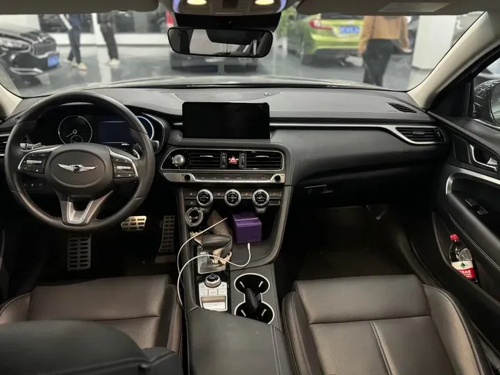 2021 Genesis G70 2.0T 245HP L4 8AT,autocango,china used car exporter,china ev exporter,chinese used car exporter,chinese used ev exporter