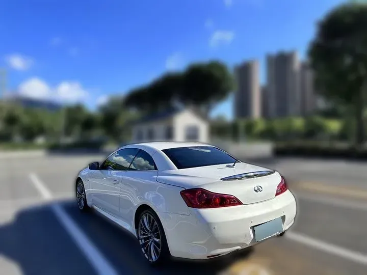 2013 Infiniti Q60 3.7L 351HP V6 7AT,autocango,china used car exporter,china ev exporter,chinese used car exporter,chinese used ev exporter