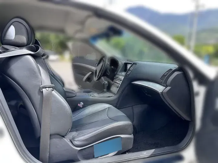 2013 Infiniti Q60 3.7L 351HP V6 7AT,autocango,china used car exporter,china ev exporter,chinese used car exporter,chinese used ev exporter