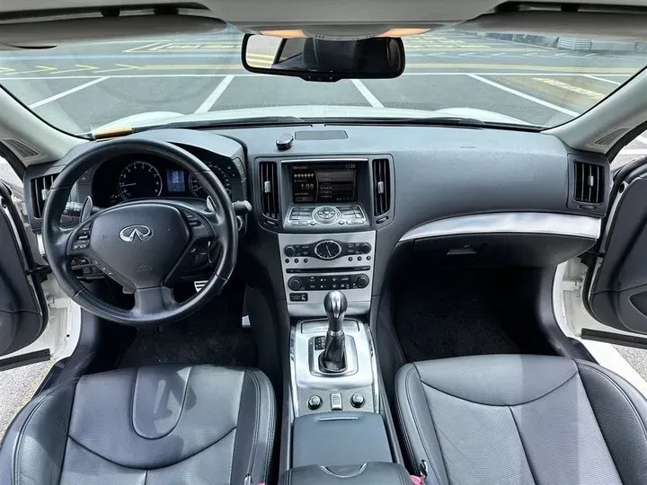 2013 Infiniti Q60 3.7L 351HP V6 7AT,autocango,china used car exporter,china ev exporter,chinese used car exporter,chinese used ev exporter