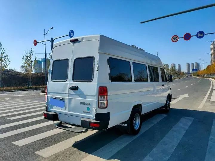 2021 Iveco DeYi 2.5T 122HP L4 5MT,autocango,china used car exporter,china ev exporter,chinese used car exporter,chinese used ev exporter