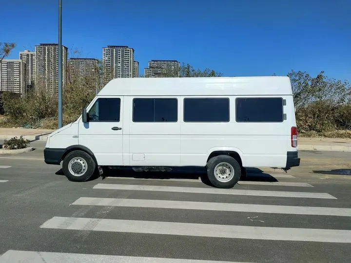 2021 Iveco DeYi 2.5T 122HP L4 5MT,autocango,china used car exporter,china ev exporter,chinese used car exporter,chinese used ev exporter