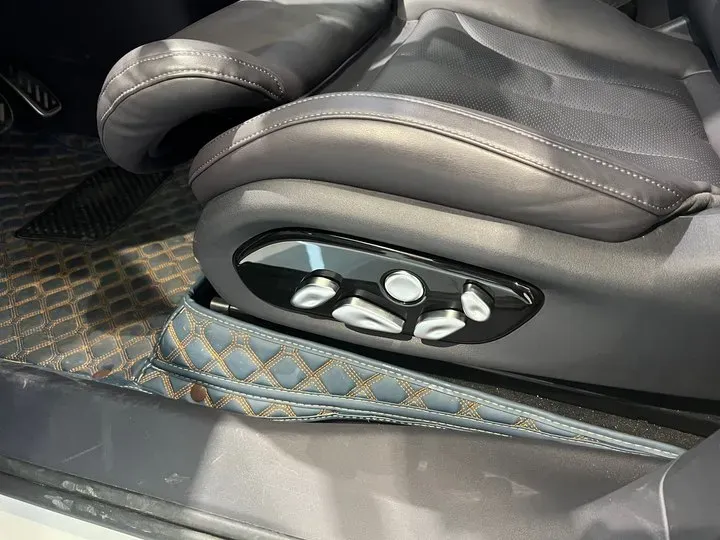 2023 IM LS7 BEV 100KWH,autocango,china used car exporter,china ev exporter,chinese used car exporter,chinese used ev exporter