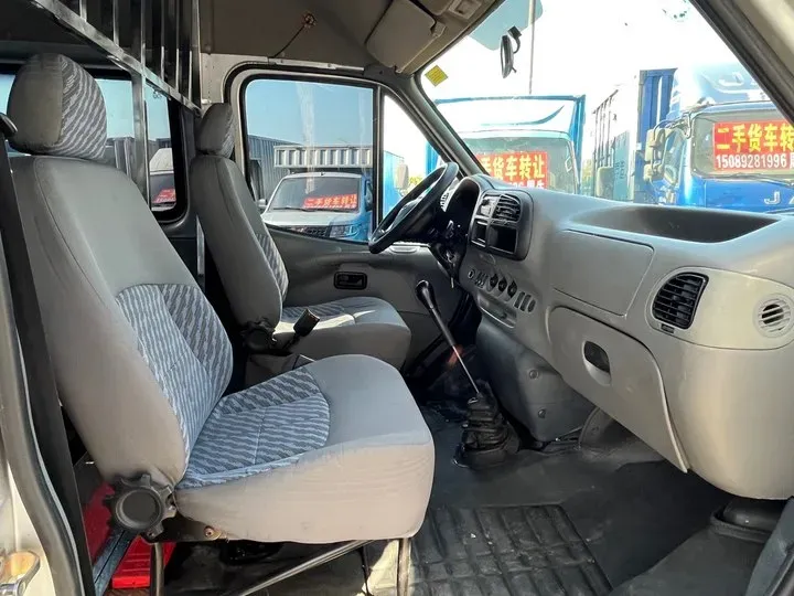 2015 Ford Classic Transit 2.8T 108HP L4 5MT,autocango,china used car exporter,china ev exporter,chinese used car exporter,chinese used ev exporter