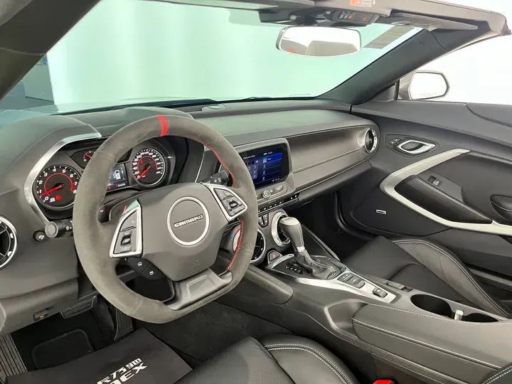 2015 Saleen Comaro 6.2T 640HP V8 6AT,autocango,china used car exporter,china ev exporter,chinese used car exporter,chinese used ev exporter