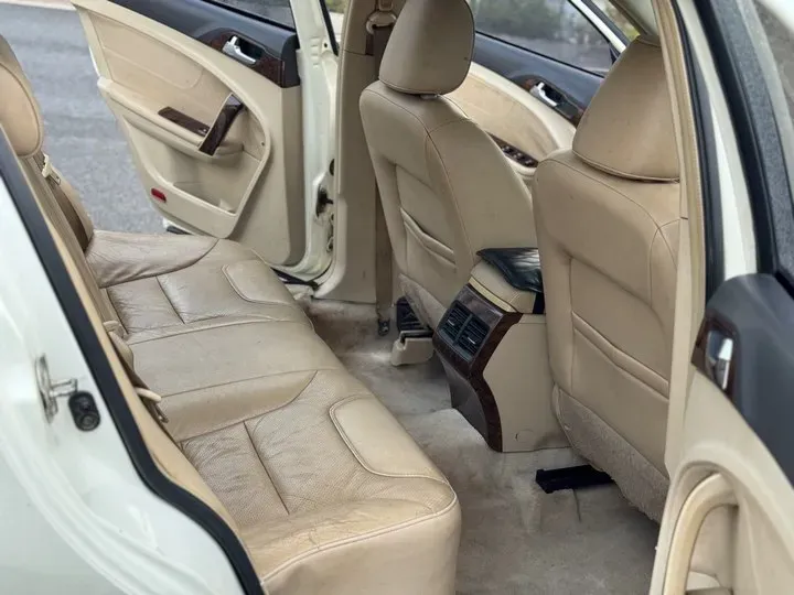 2011 GAC Trumpchi GA5 2.0L 150HP L4 5MT,autocango,china used car exporter,china ev exporter,chinese used car exporter,chinese used ev exporter