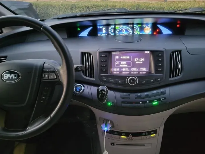 2016 BYD e6 BEV 82KWH,autocango,china used car exporter,china ev exporter,chinese used car exporter,chinese used ev exporter