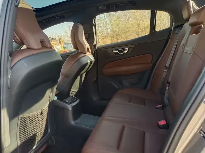 2021 Volvo S60 2.0T 303HP L4 8AT PHEV 11.6KWH,autocango,china used car exporter,china ev exporter,chinese used car exporter,chinese used ev exporter