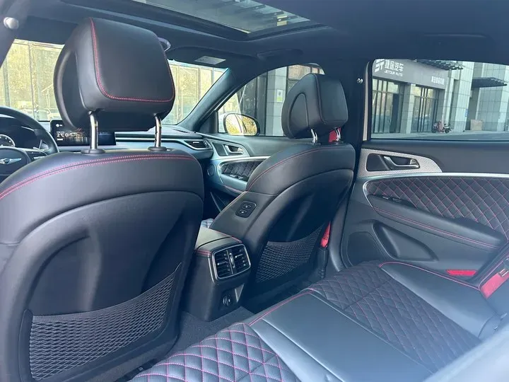 2021 Genesis G70 2.0T 245HP L4 8AT,autocango,china used car exporter,china ev exporter,chinese used car exporter,chinese used ev exporter