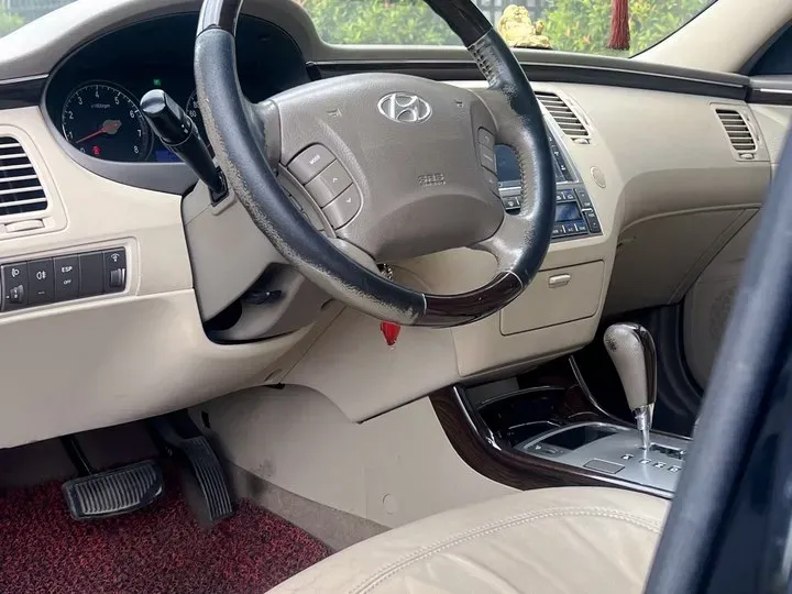 2009 Hyundai Azera 2.4L 165HP L4 5AT,autocango,china used car exporter,china ev exporter,chinese used car exporter,chinese used ev exporter