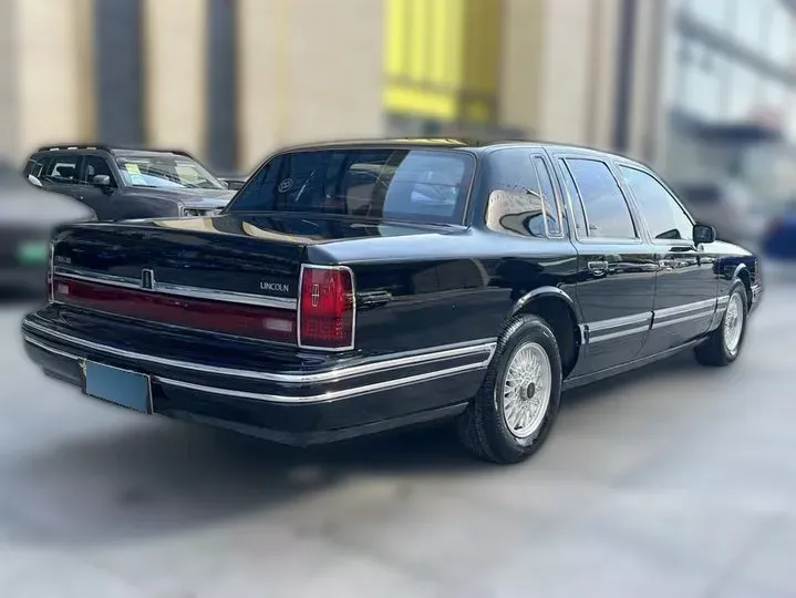 2014 Porsche 918 Spyder 4.6L 608HP V8 7DCT PHEV 6.8KWH,autocango,china used car exporter,china ev exporter,chinese used car exporter,chinese used ev exporter