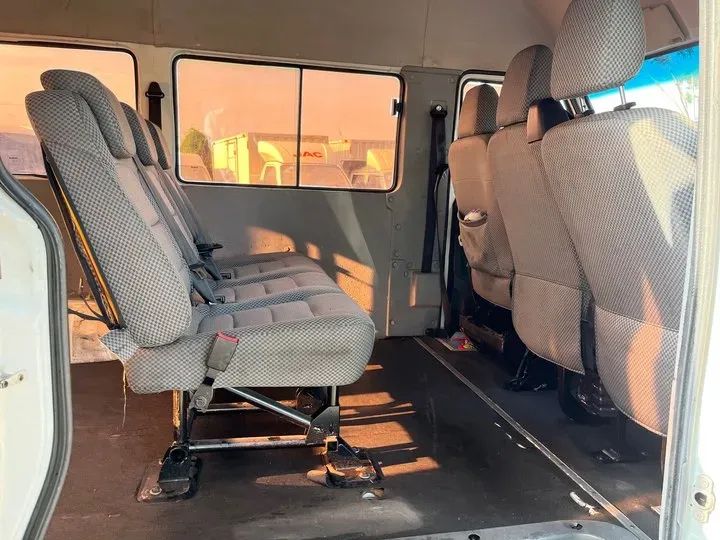 2021 Iveco DeYi 2.5T 122HP L4 5MT,autocango,china used car exporter,china ev exporter,chinese used car exporter,chinese used ev exporter