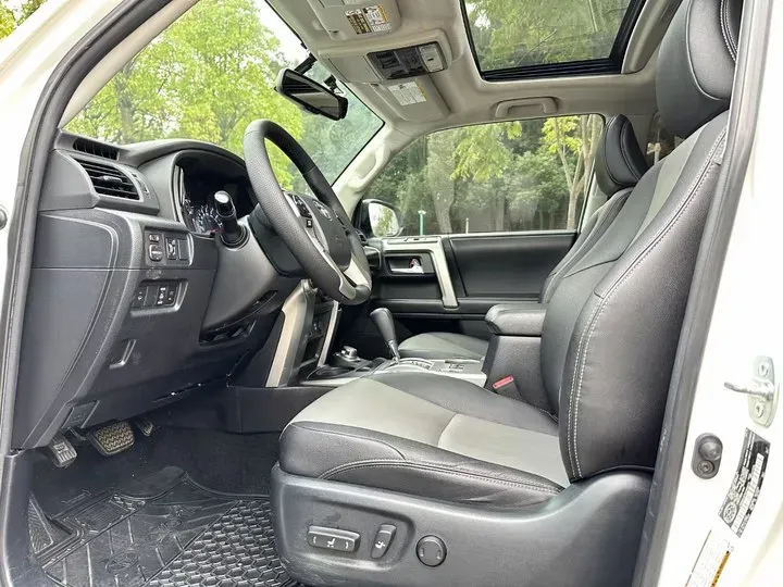 2022 Toyota 4Runner 4.0L 273HP V6 5AT,autocango,china used car exporter,china ev exporter,chinese used car exporter,chinese used ev exporter