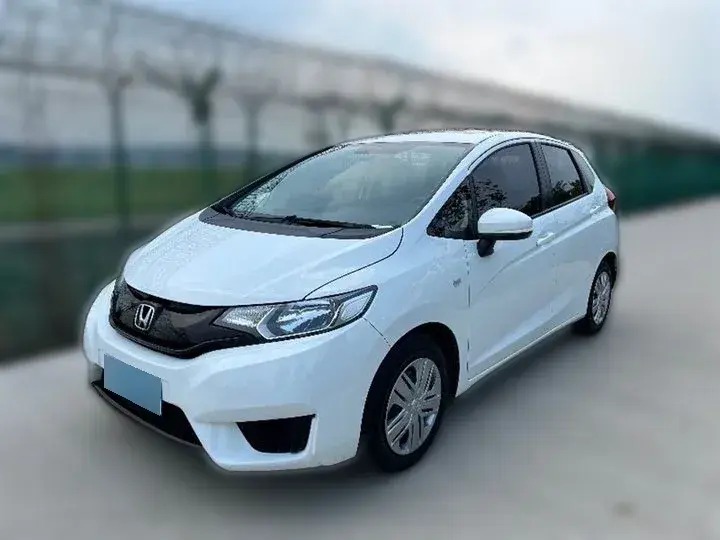 2014 Honda Fit 1.5L 131HP L4 CVT
