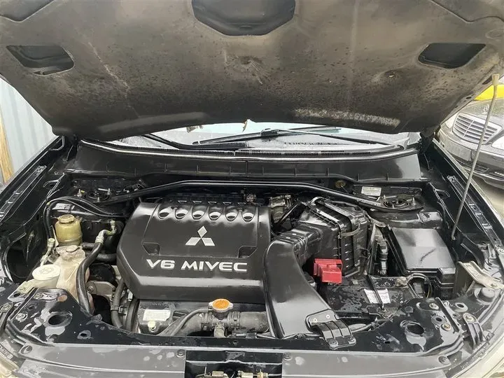 2008 Mitsubishi Outlander 3.0L 220HP V6 6AT,autocango,china used car exporter,china ev exporter,chinese used car exporter,chinese used ev exporter