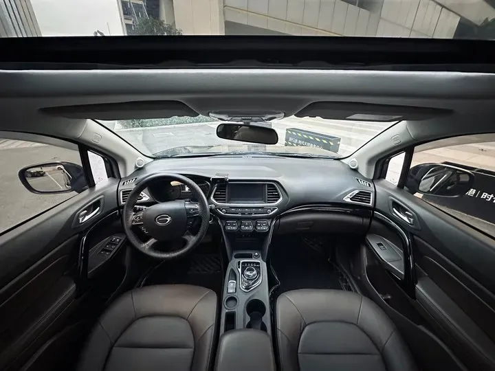 2024 Century Century 3.5L 262HP V6 E-CVT PHEV 18.1KWH,autocango,china used car exporter,china ev exporter,chinese used car exporter,chinese used ev exporter