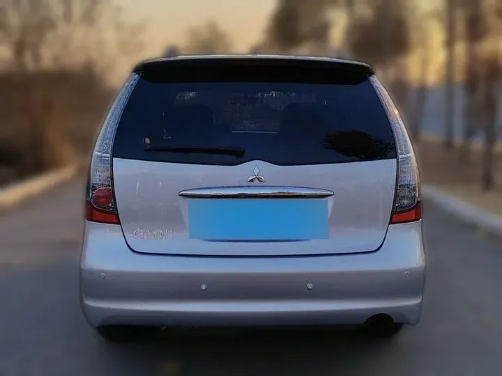 2006 Mitsubishi Grandis 2.4L 165HP L4 4AT,autocango,china used car exporter,china ev exporter,chinese used car exporter,chinese used ev exporter