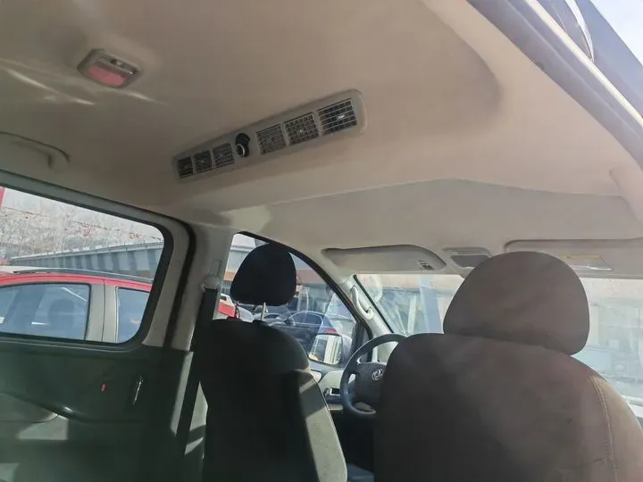 2022 DongFeng Forthing LingZhi Plus 2.0L 133HP L4 6MT,autocango,china used car exporter,china ev exporter,chinese used car exporter,chinese used ev exporter