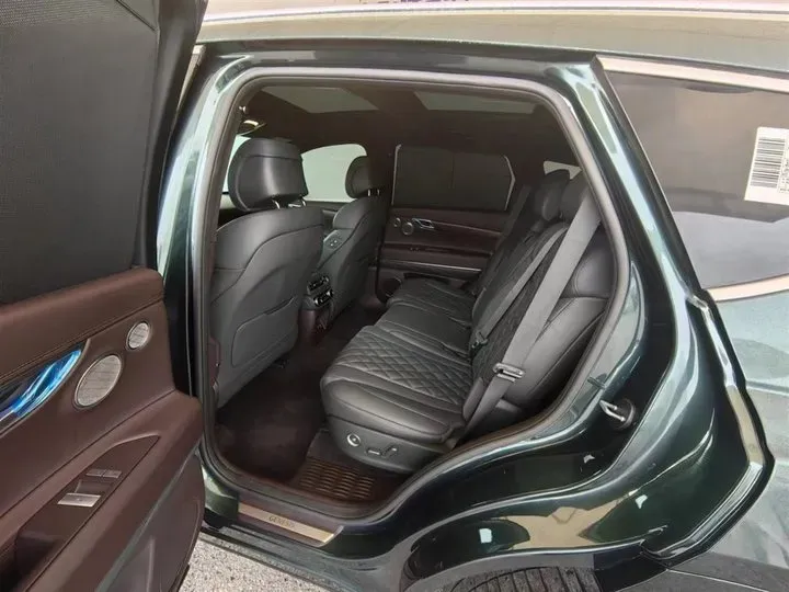 2023 Genesis GV80 2.5T 304HP L4 8AT,autocango,china used car exporter,china ev exporter,chinese used car exporter,chinese used ev exporter