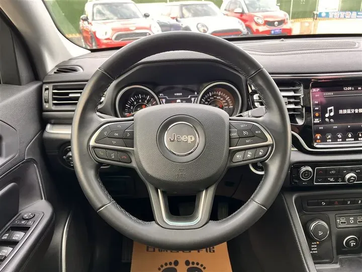 2020 Jeep Grand Commander 2.0T 265HP L4 9AT,autocango,china used car exporter,china ev exporter,chinese used car exporter,chinese used ev exporter