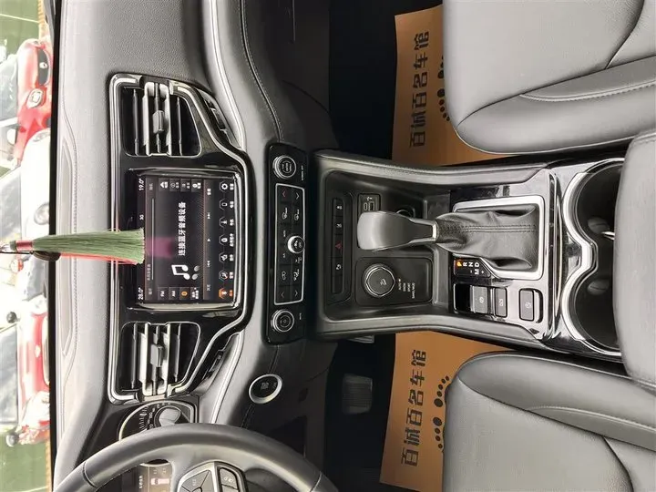 2020 Jeep Grand Commander 2.0T 265HP L4 9AT,autocango,china used car exporter,china ev exporter,chinese used car exporter,chinese used ev exporter