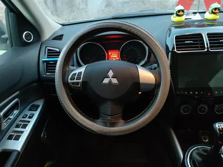 2018 Mitsubishi ASX 1.6L 124HP L4 5MT,autocango,china used car exporter,china ev exporter,chinese used car exporter,chinese used ev exporter