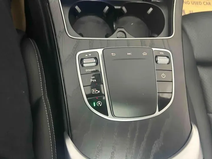 2021 Mercedes-Benz C Class 1.5T 184HP L4 9AT,autocango,china used car exporter,china ev exporter,chinese used car exporter,chinese used ev exporter