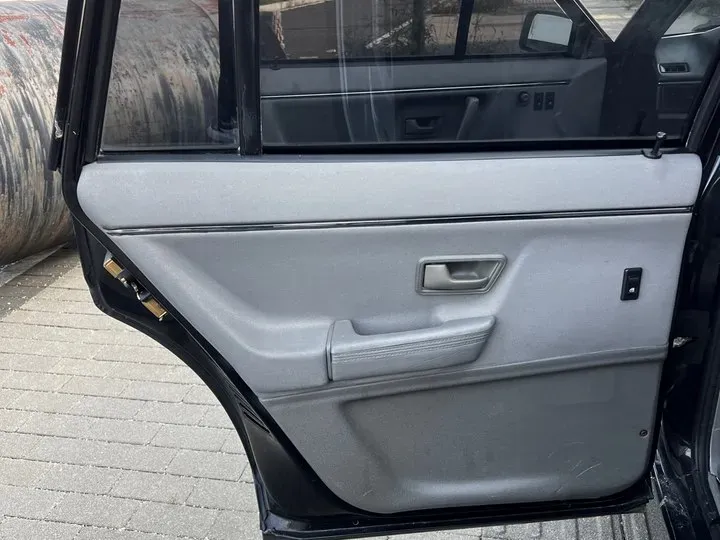 2004 Volkswagen Santana Classic 1.8L 95HP L4 5MT,autocango,china used car exporter,china ev exporter,chinese used car exporter,chinese used ev exporter