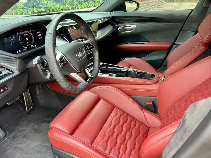 2023 Audi RS e-tron GT 2AT BEV 93.4KWH,autocango,china used car exporter,china ev exporter,chinese used car exporter,chinese used ev exporter