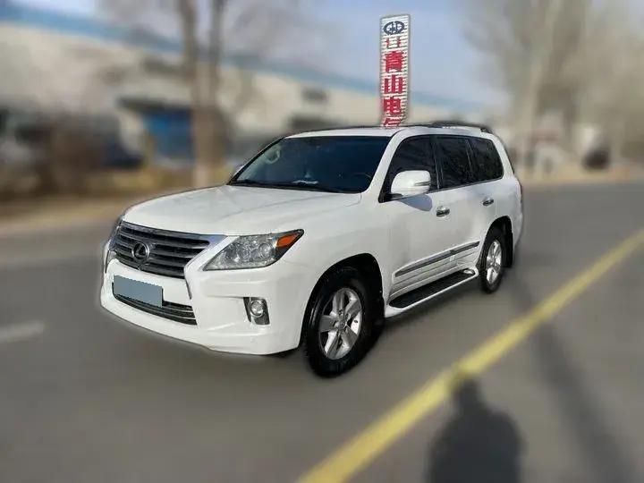 2013 Lexus LX 5.7L 367HP V8 6AT