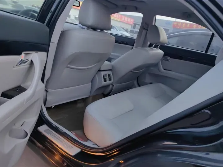 2013 Geely EC8 2.0L 141HP L4 6AT,autocango,china used car exporter,china ev exporter,chinese used car exporter,chinese used ev exporter