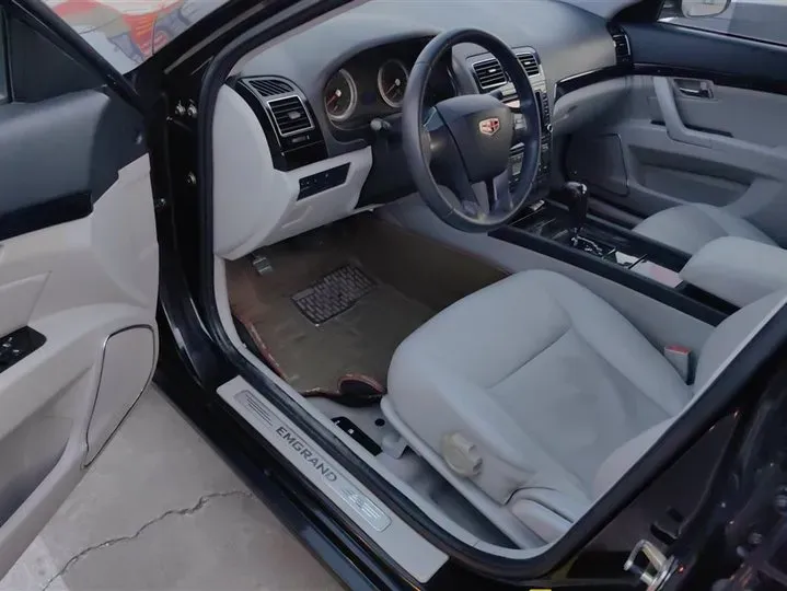 2013 Geely EC8 2.0L 141HP L4 6AT,autocango,china used car exporter,china ev exporter,chinese used car exporter,chinese used ev exporter