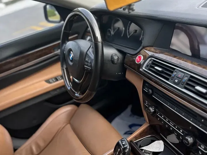 2010 BMW 7 Series 6.0T 544HP V12 8AT,autocango,china used car exporter,china ev exporter,chinese used car exporter,chinese used ev exporter