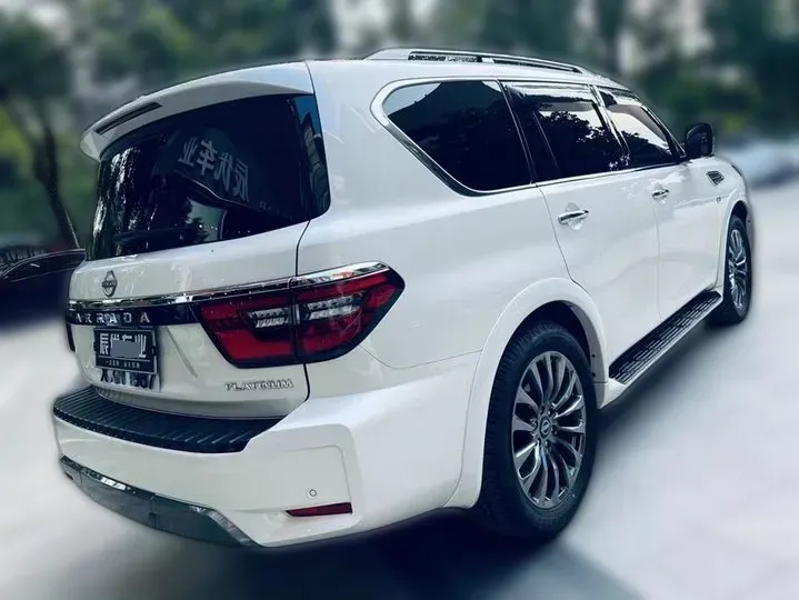 2023 Nissan Patrol 5.6L 400HP V8 7AT,autocango,china used car exporter,china ev exporter,chinese used car exporter,chinese used ev exporter