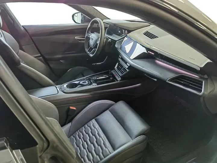 2023 Audi RS e-tron GT 2AT BEV 93.4KWH,autocango,china used car exporter,china ev exporter,chinese used car exporter,chinese used ev exporter