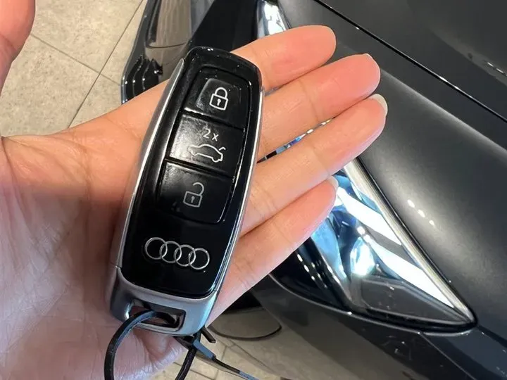 2023 Audi RS e-tron GT 2AT BEV 93.4KWH,autocango,china used car exporter,china ev exporter,chinese used car exporter,chinese used ev exporter