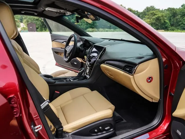 2014 Cadillac ATS 2.0T 276HP L4 6AT,autocango,china used car exporter,china ev exporter,chinese used car exporter,chinese used ev exporter