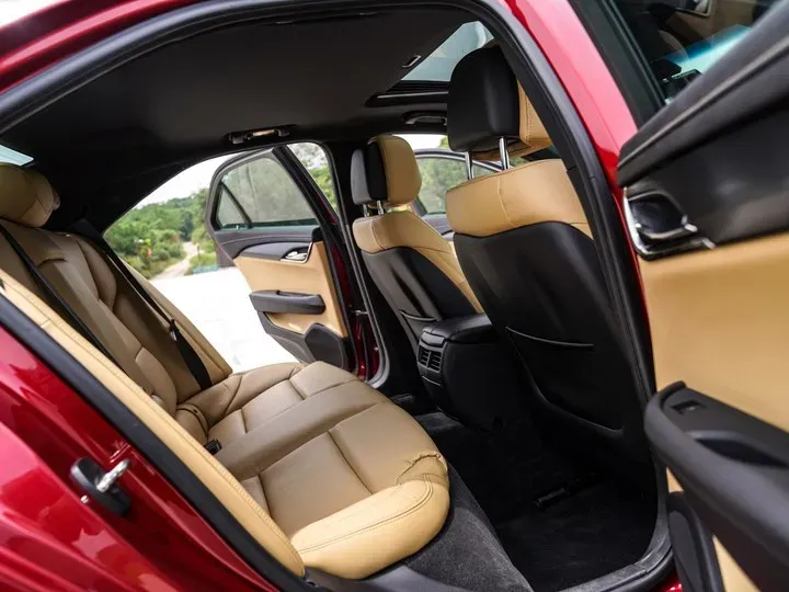 2014 Cadillac ATS 2.0T 276HP L4 6AT,autocango,china used car exporter,china ev exporter,chinese used car exporter,chinese used ev exporter