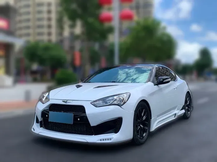 2012 Hyundai Rohens-Coupe 2.0T 260HP L4 8AT,autocango,china used car exporter,china ev exporter,chinese used car exporter,chinese used ev exporter