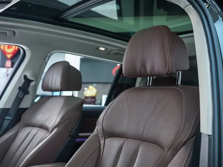 2021 BMW X7 3.0T 340HP L6 8AT,autocango,china used car exporter,china ev exporter,chinese used car exporter,chinese used ev exporter