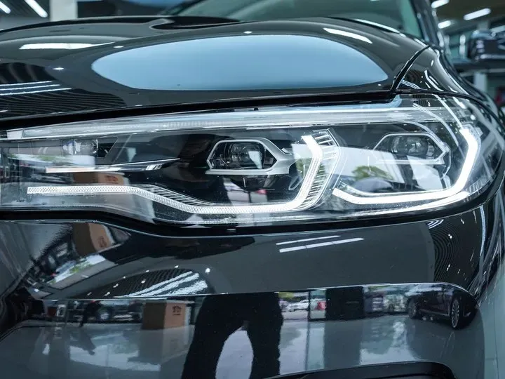 2021 BMW X7 3.0T 340HP L6 8AT,autocango,china used car exporter,china ev exporter,chinese used car exporter,chinese used ev exporter