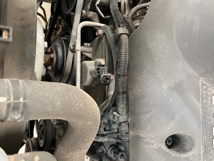 2011 Mitsubishi Zinger 2.0L 170HP L4 4AT,autocango,china used car exporter,china ev exporter,chinese used car exporter,chinese used ev exporter