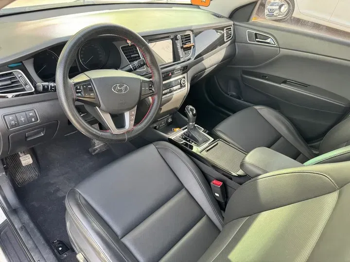 2014 Hyundai Mistra 1.8L 143HP L4 6AT,autocango,china used car exporter,china ev exporter,chinese used car exporter,chinese used ev exporter