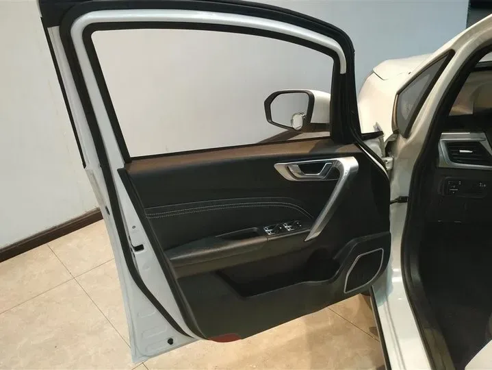 2017 Geely Vision X3 1.5L 102HP L4 4AT,autocango,china used car exporter,china ev exporter,chinese used car exporter,chinese used ev exporter