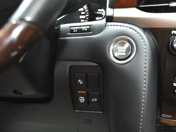 2009 Lexus LX 5.7L 367HP V8 6AT,autocango,china used car exporter,china ev exporter,chinese used car exporter,chinese used ev exporter