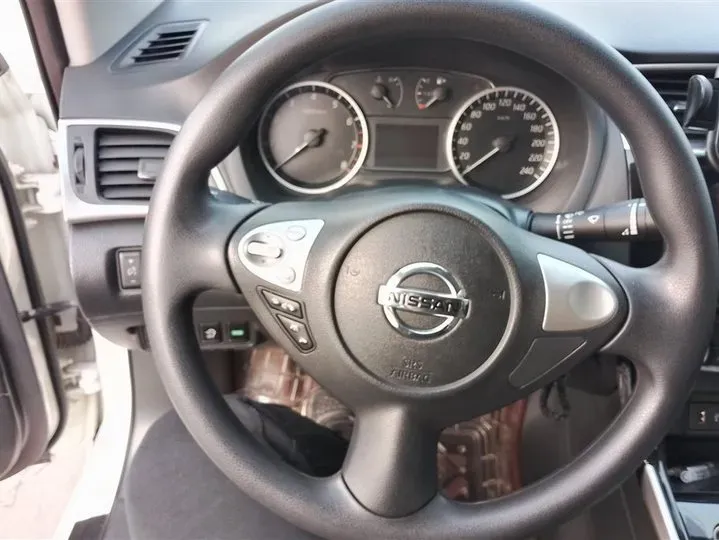 2021 Nissan Sylphy 1.6L 122HP L4 CVT,autocango,china used car exporter,china ev exporter,chinese used car exporter,chinese used ev exporter