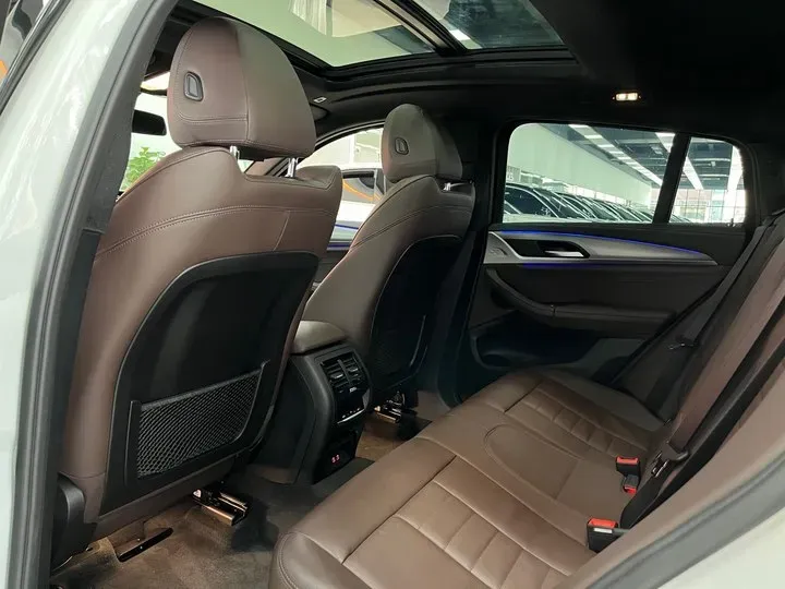 2020 BMW X4 2.0T 184HP L4 8AT,autocango,china used car exporter,china ev exporter,chinese used car exporter,chinese used ev exporter